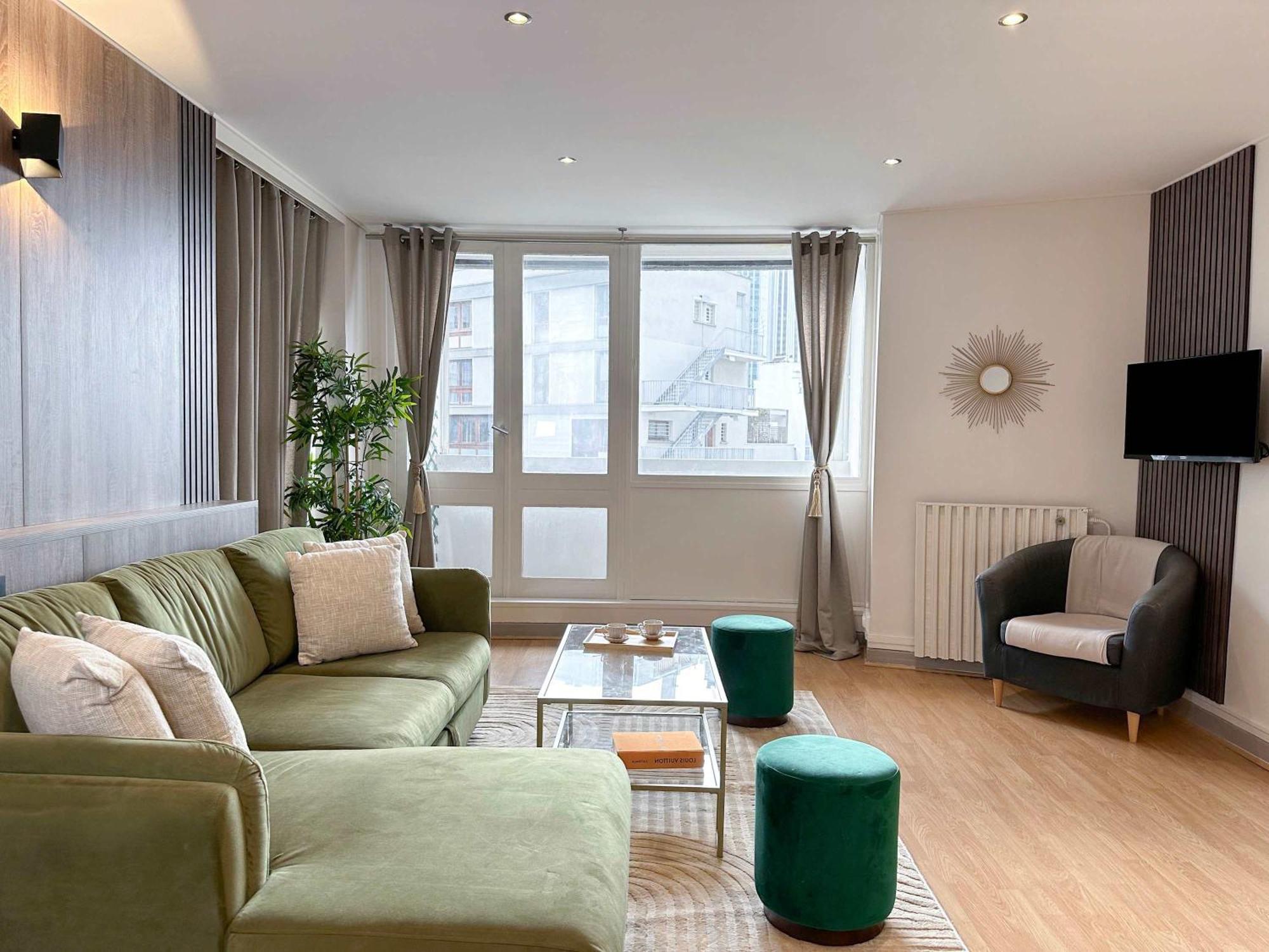Spacious & Luxurious Flat In Montparnasse Appartamento Parigi